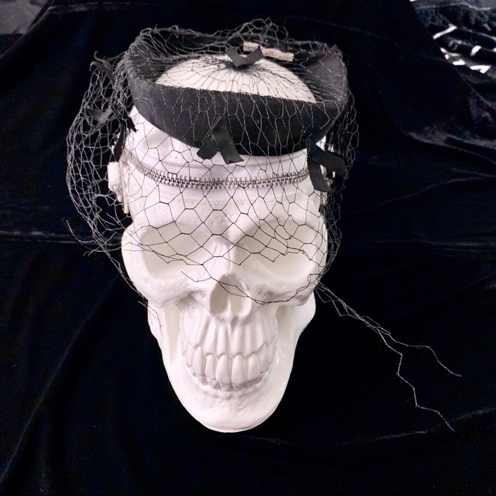 Vintage veiled hat